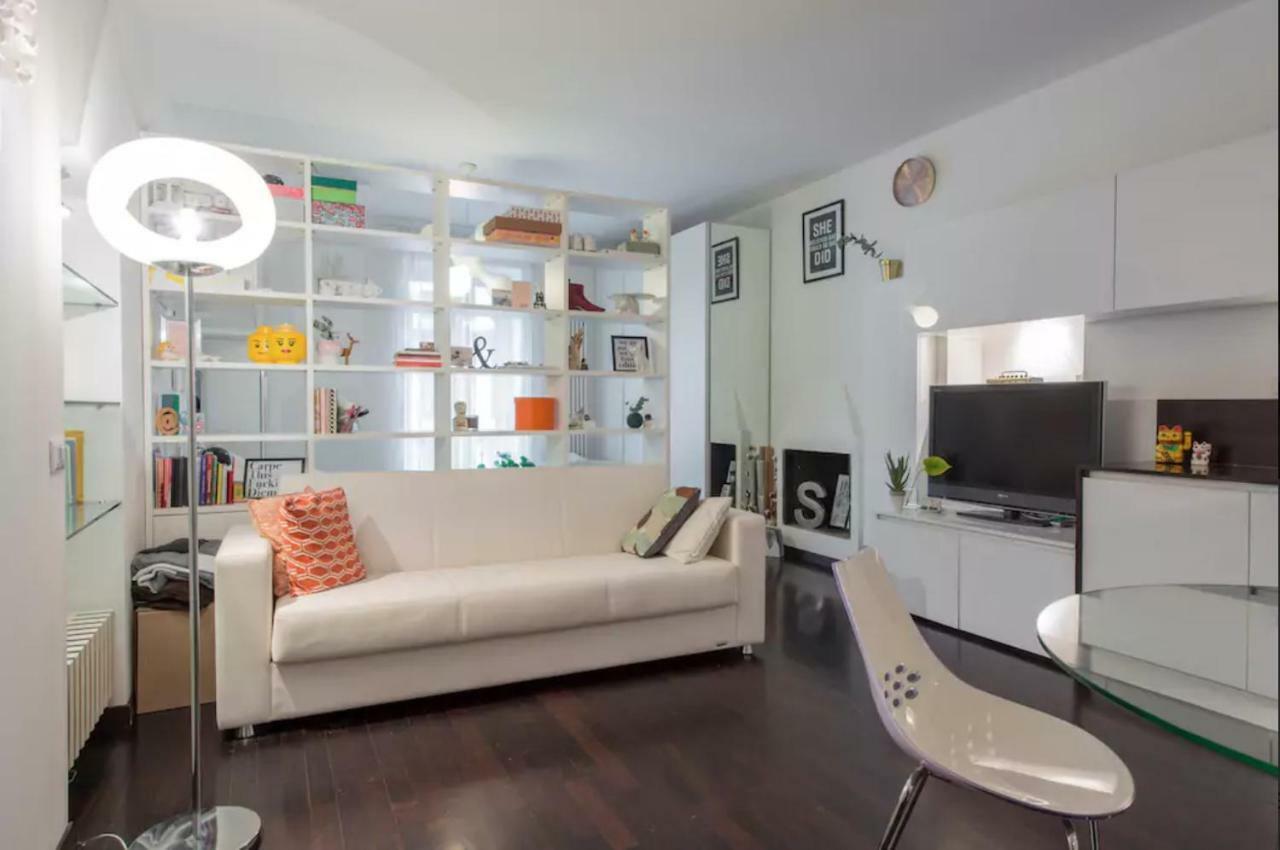 Lovely Apartment In The Heart Of Μιλάνο Εξωτερικό φωτογραφία