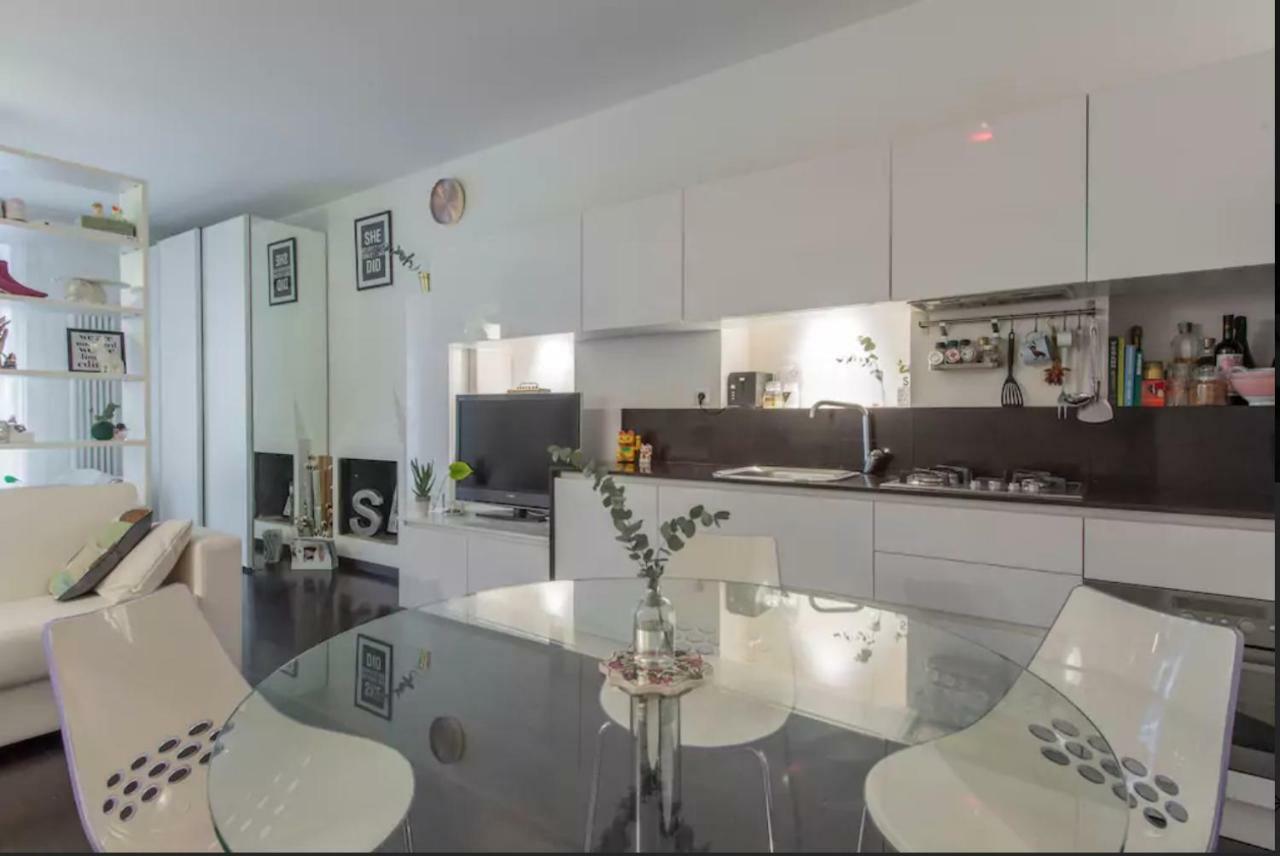 Lovely Apartment In The Heart Of Μιλάνο Εξωτερικό φωτογραφία